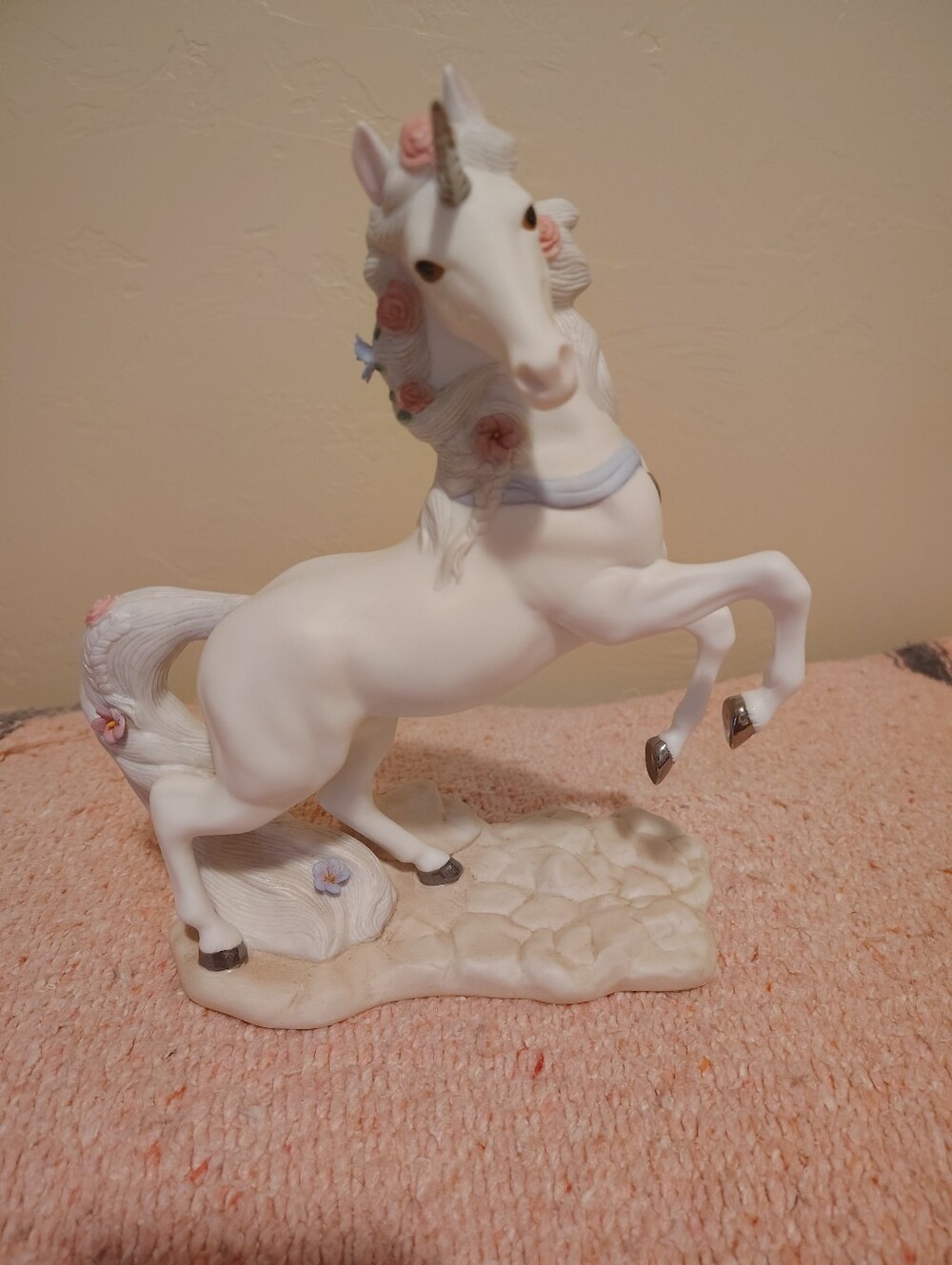 Princeton Gallery Loves Courtship Porcelain Unicorn 1991